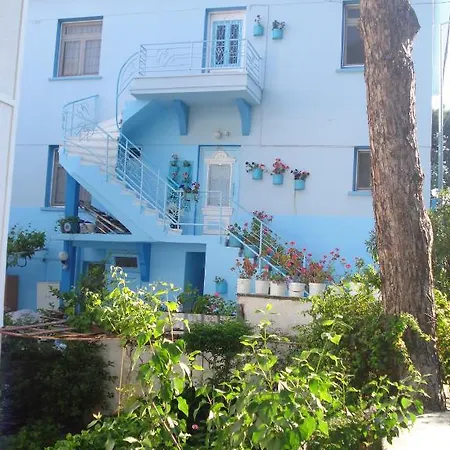 Mavi Pension Ayvalı