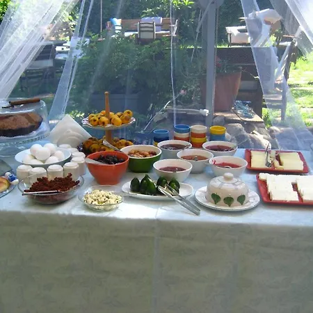 ゲストハウス Mavi Pension