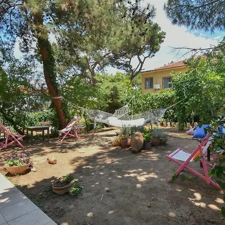 Πανσιόν Mavi Pension *
